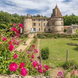 Château des Martinanches & côté jardin by @NataFranceAuvergne-9509 (59)